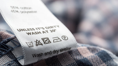 Simboluri etichete haine - Care este importanta acestora si ce inseamna?